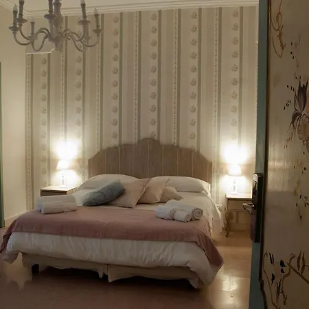 Palazzo Alessandrini Bed & Breakfast