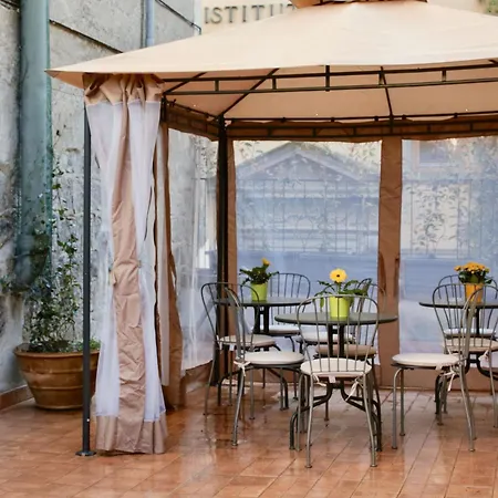 Bed & Breakfast Palazzo Alessandrini *